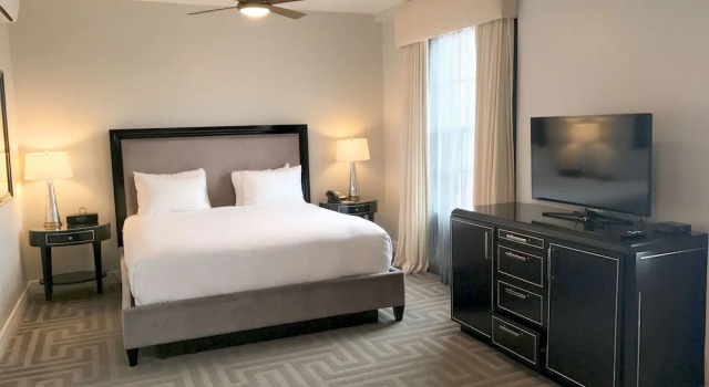Двухместная семейная студия Montecito Inn