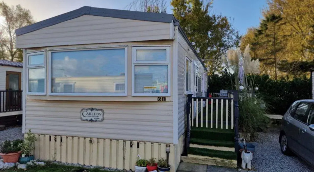 Lovely pet Friendly 4 Berth Caravan in Morecambe, Varaa Hotelli Morecambe Lancashire