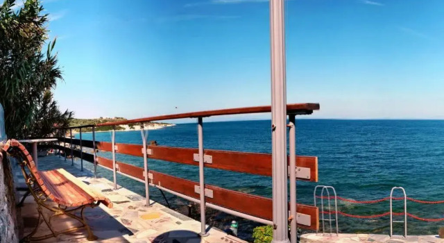 Container Luxury House, Забронировать Отель Митилини 