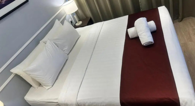 Люкс Razzle с 2 комнатами The Granite Luxury Hotel Penang