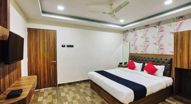 Hotel Shagun Palace