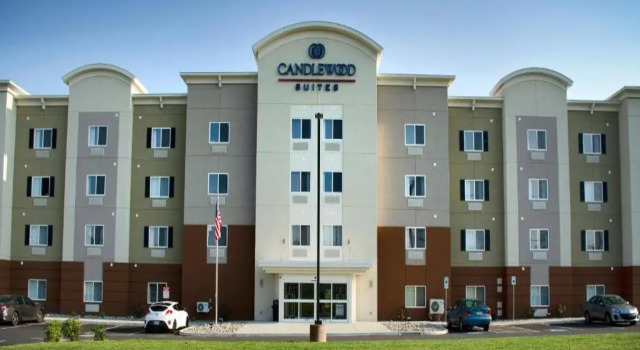 Candlewood Suites - Lancaster West by IHG, Book Hotel Lancaster Airport Lancaster