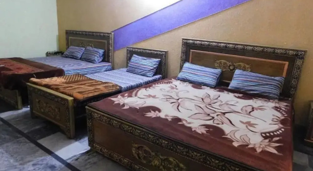 Hotel Pine Breeze And Restaurant, Забронировать Отель Мансехра провинция Хайбер-Пахтунхва