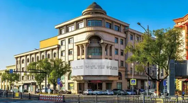 Huashu Yi Hotel (Haiyan Wuyue Plaza)