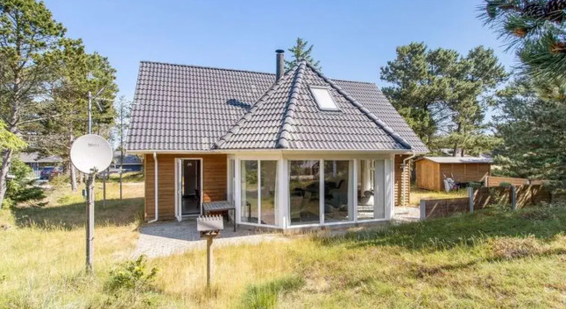 "Laila" - 1.2km from the sea in Western Jutland, Book Hotel Vejers Strand Syddanmark