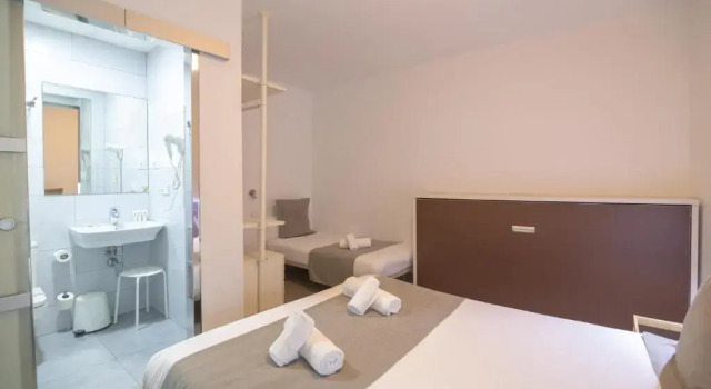 Трёхместный номер Standard Hotel La Milagrosa