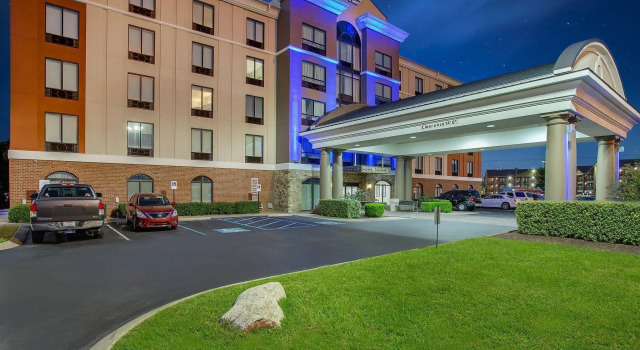 Двухместный номер Standard Holiday Inn Express & Suites Lebanon-Nashville Area by IHG