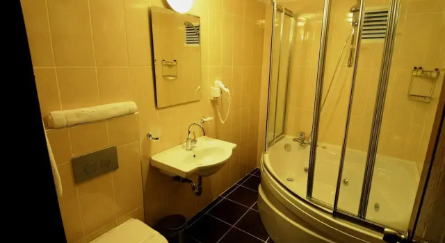 Люкс с балконом Ankara Hotel Pino