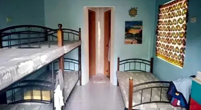 Arty Party Beach Hostel Dorm Room 5pax, Varaa Hostelli San Juan Siquijor Island