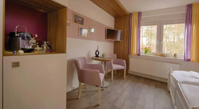 Hotel LandAroma Bed & Breakfast, Book Hotel Hotels in Bestensee with Parking, Parking