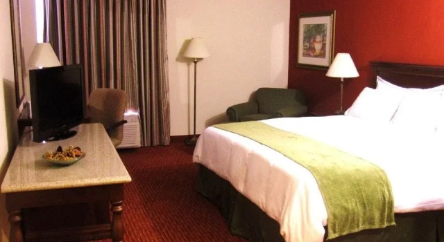 Clarion Hotel Airport, Prenota Hotel Hotel a Indiana con parcheggio, Parcheggio