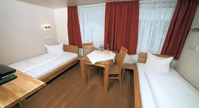 Goldener Stern, Rezerwuj Hotel Dingolfing Lower Bavaria