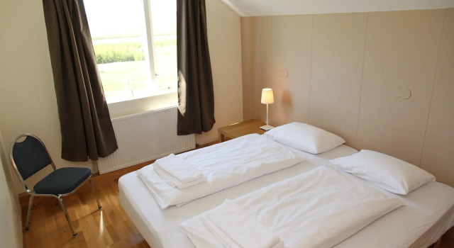 Eyjólfsstaðir Guesthouse Egilsstaðir, Book Pension Hoteller i East Iceland. med parkering, Parkering