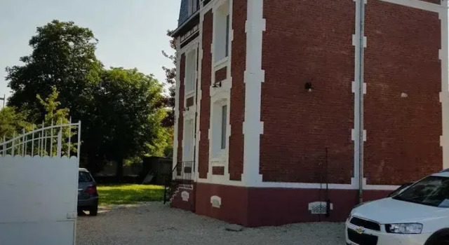 Hameau des Essarts, Забронировать Гостевой дом Отели Верхней Нормандия с парковкой, Парковка
