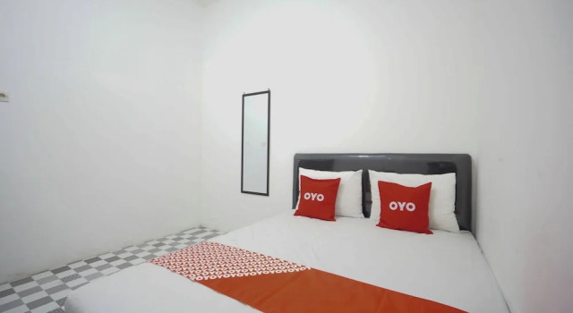 Camera Standard OYO 93971 Villa Kamandalu