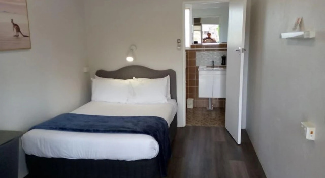 Двухместный номер Standard c 1 комнатой Billabong Motel