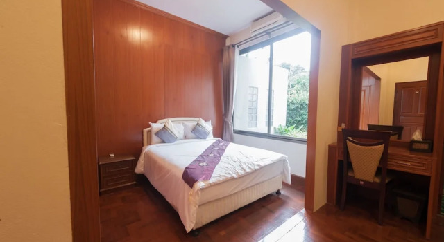 Полулюкс Ruen Ariya Resort