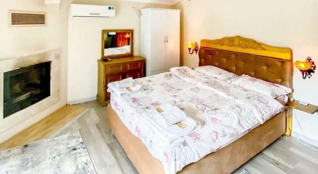 Peaceful Home With Private Pool and BBQ in Sapanca, Varaa Hotelli Hotellit Marmara-alue pysäköinnillä, Pysäköinti