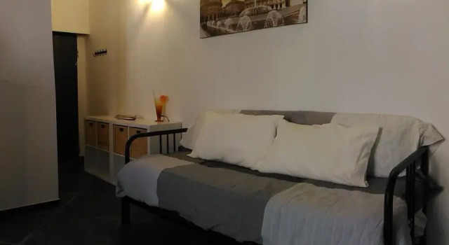 Blue Room Apartment, Забронировать Апартаменты/квартира Отели Генуи с парковкой, рядом с Станция метро Sarzano/Sant'Agostino, Парковка
