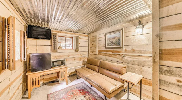Cozy Cabin Near Grindstone Lake & Downtown!, Varaa Lomakoti Ruidoso New Mexico
