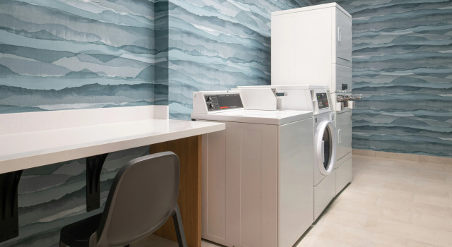 Hampton Inn & Suites Redding