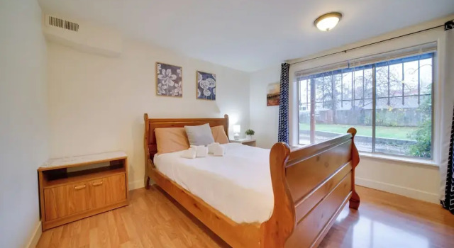 6 Mi to Downtown Seattle: Step-free Apt w/ Patio, 预订 公寓 西雅图 华盛顿州