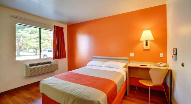 Двухместный номер Standard Motel 6-Windsor Locks, CT - Hartford