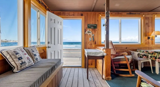 Коттедж Beachfront Pet Friendly Sleeps 15 Bbq!