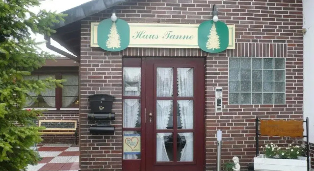 Hotel-Pension Haus Tanne / Gästehaus, Boek Hotel Samtgemeinde Brome Nedersaksen