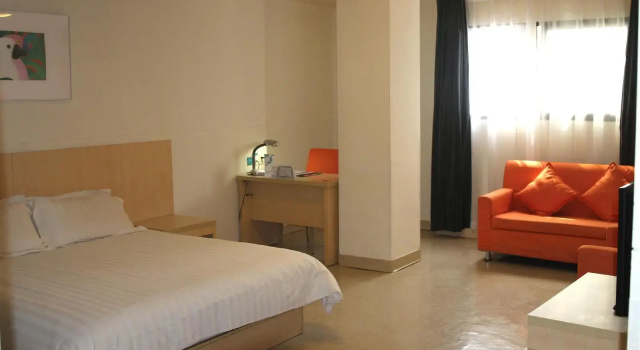 Jinjiang Inn Zhenjiang Mount Huangshan Road, Prenota Hotel Hotel a Jiangsu con parcheggio, Parcheggio