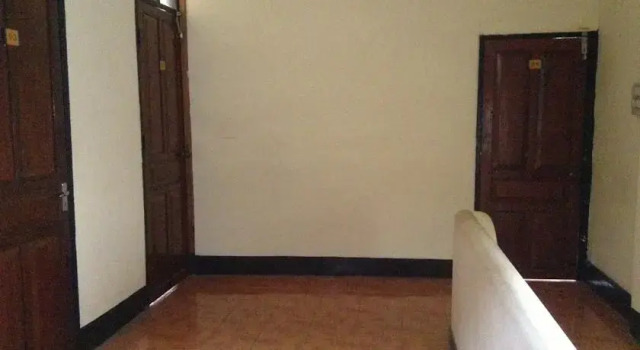 Pathoum Phone Guesthouse, Забронировать Гостевой дом Гостевые дома Луангпхабанг, рядом с Wat Phol Phao, Гостевой дом
