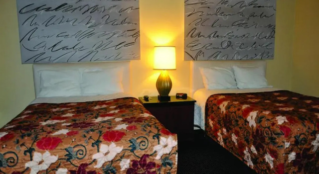 Travelers Inn Manteca, Prenota Hotel Manteca California