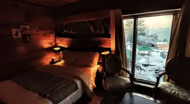 Orangeloft Mushkpuri, Rezerwuj Hotel Hotele w Punjab Region z parkingiem, Parking