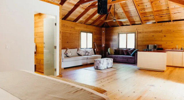 Номер Comfort с балконом Eco Lodge by Biwa