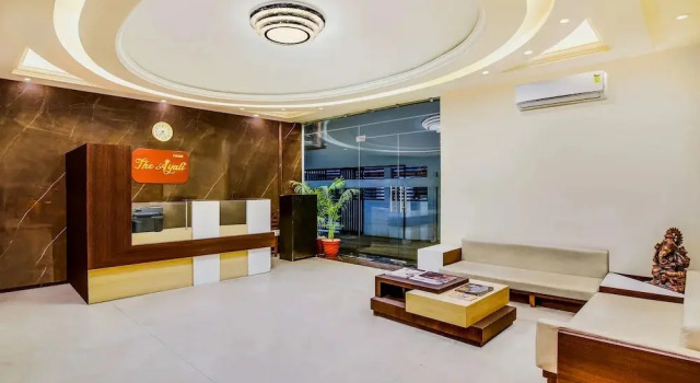 Hotel Laxmi Heights, Rezerwuj Hotel Hotele w Uttarakhand z basenem, Basen