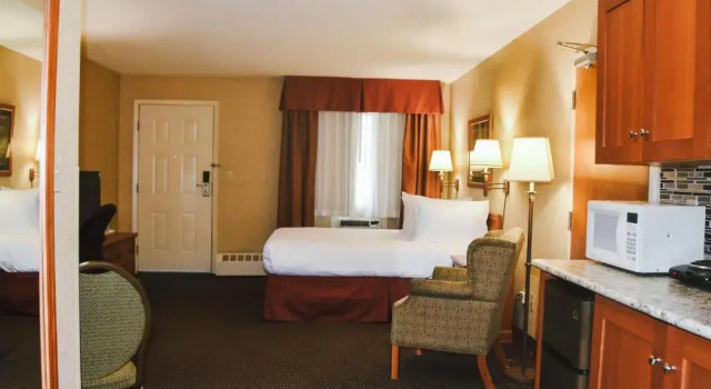Двухместный номер Standard Stony Plain Inn & Suites