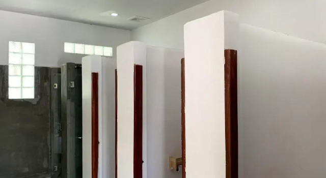 Кровать в общем номере Onederz Koh Rong Sanloem