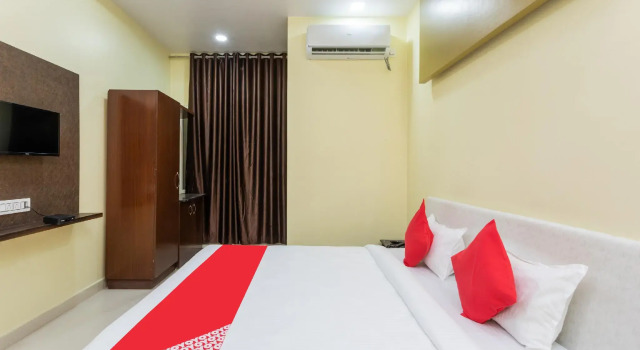 Люкс Standard OYO 28791 Hotel Ghunghat Garden