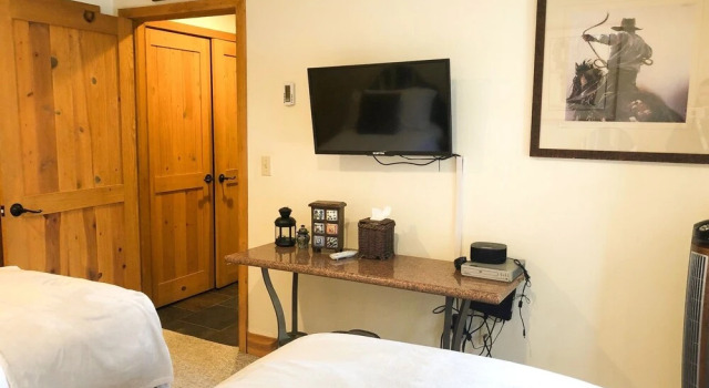 Bear Creek Lodge 209a 1 Bedroom Condo by Alpine Lodging Telluride, Buchen Sie Ferienwohnung Hotels in Telluride ski mit Parkplatz, Parkplätze