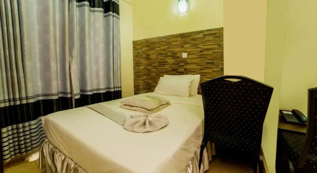 2 makuuhuonetta Neljän hengen Huoneisto Latitude 1 Serviced Suites