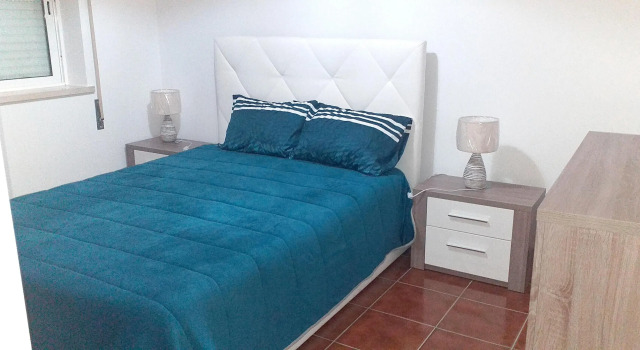 Apartment With one Bedroom in Serra d' El-rei, With Wonderful Mountain, Rezervovat Apartmán Hotely v Oeste s parkováním, Parkování