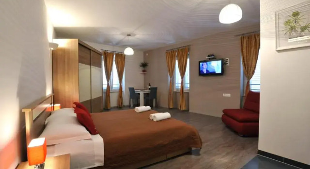 Студия Rooms & Apartments 72