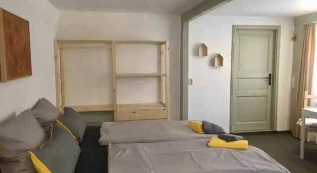 Pension Kastanienhof, 予約 ホテル エルフルト Luther Trail