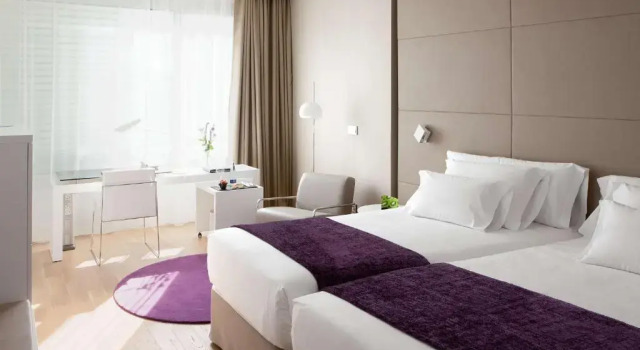 Номер Family Interconnecting NH Collection Madrid Eurobuilding