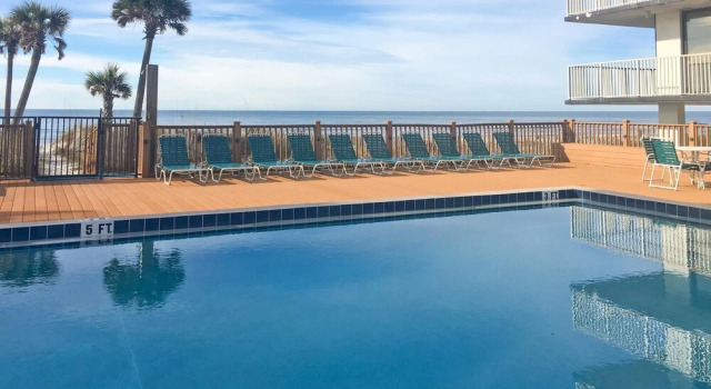 Номер Standard Windward 604 at Edgewater