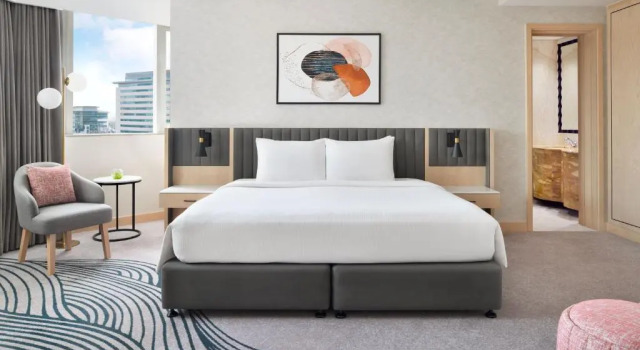 Двухместный люкс Top Floor c 1 комнатой Crowne Plaza - Dubai Jumeirah by IHG