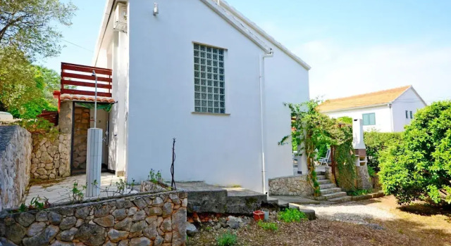 House Vesna
