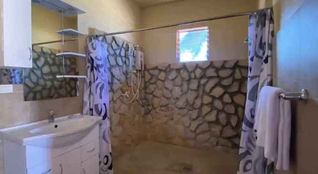 Люкс Deluxe с балконом и с видом на море Kaylaa Beach Resort And Blackeye Brewing