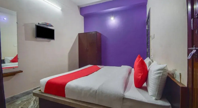 Oyo 29879 Hotel Midtown, Забронировать Отель Отели штата Раджастхана с парковкой, Парковка