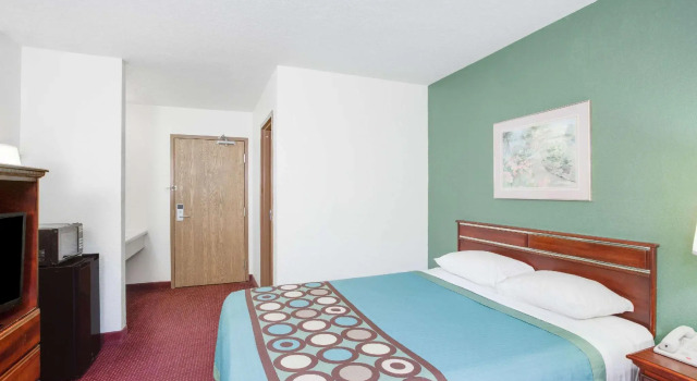 Standard Doppel Zimmer Super 8 by Wyndham Kennett